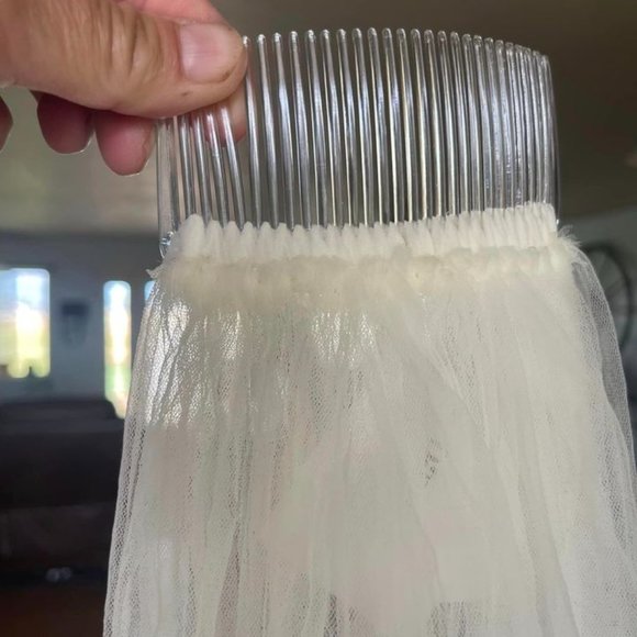 Wedding Dress - Picture 11 of 11